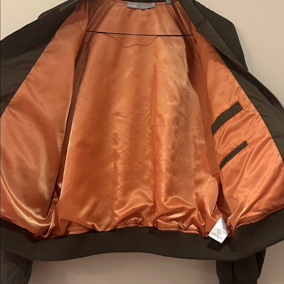 Vince Womens Quilted Bomber Jacket in Olive (L) - Picture 13 of 14